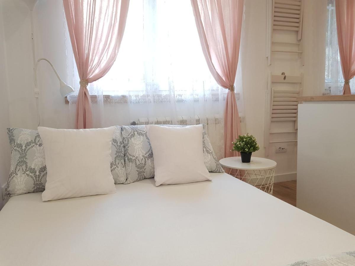 Verybell Belgrad Dış mekan fotoğraf